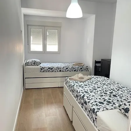 Piso Con Terraza Calle Islas Columbretes, Wifi Apartamento